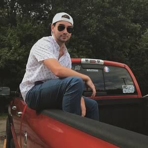 Meet your Posher, Corey